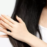 Tips menggunakan minyak rambut