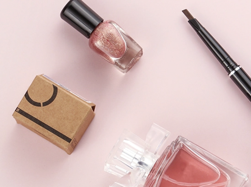 Apa saja tindakan pencegahan dalam pemilihan bahan kemasan kosmetik?